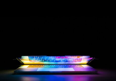 calculatoare second hand cu licenta