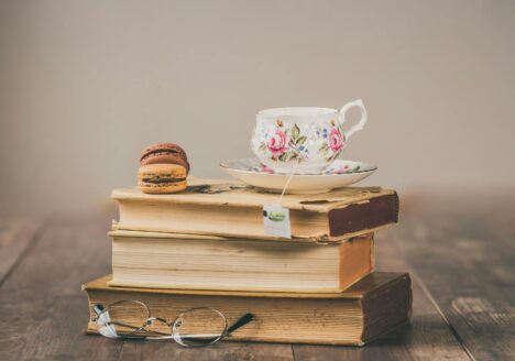 Cumpar carti de orice fel