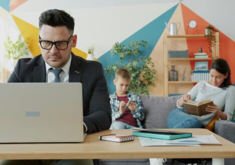 Strategii moderne pentru a pechilibrul dintre munca si familie