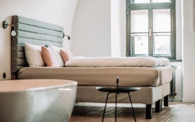 Tendinte moderne in amenajarea dormitorului - functionalitate, confort si spatii inteligente de depozitare-3 Tendinte moderne in amenajarea dormitorului - functionalitate, confort si spatii inteligente de depozitare